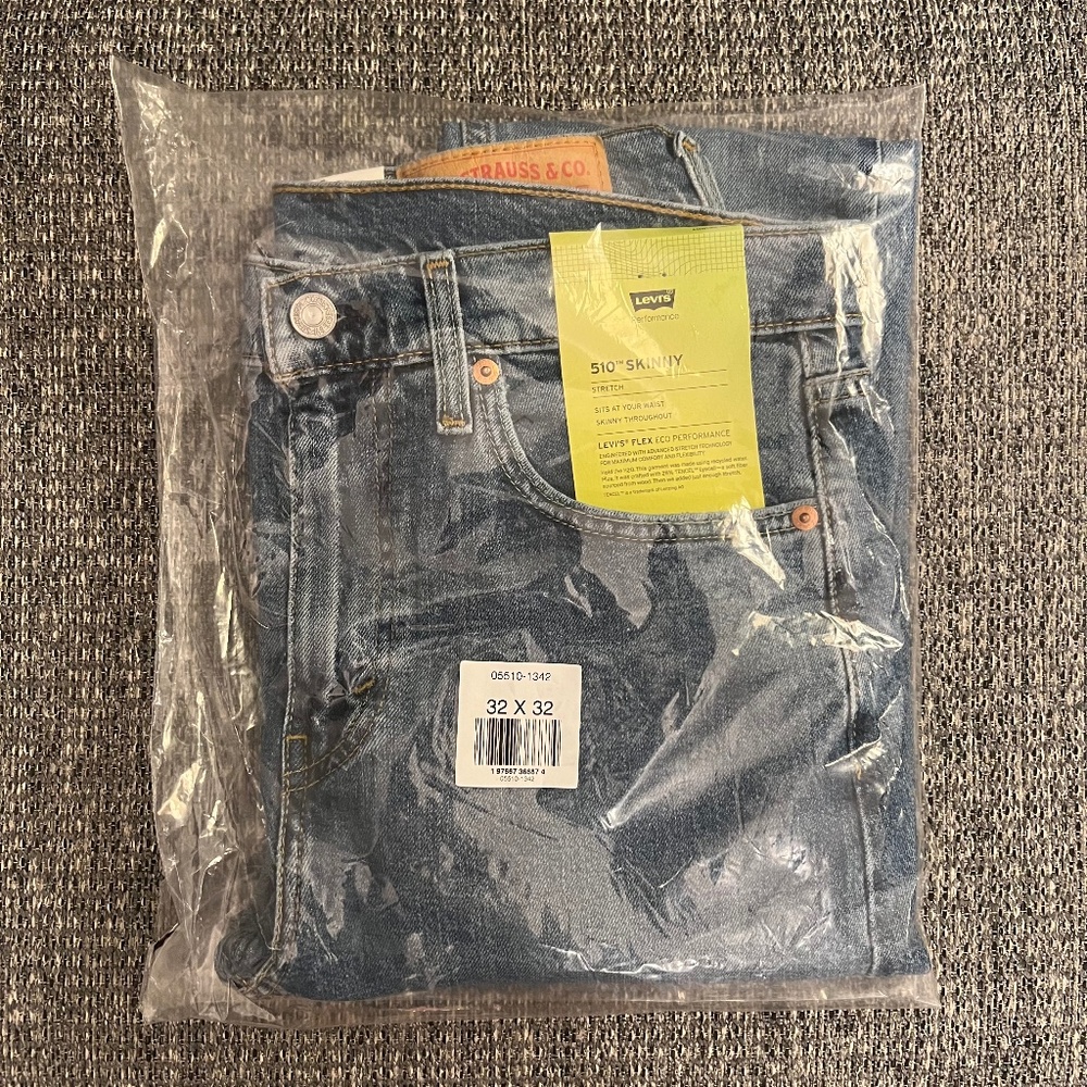 Levi's 510 Skinny, medium wash, 32w x 32l
